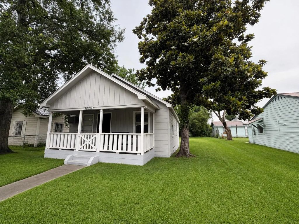 4114 Averill Street, Houston