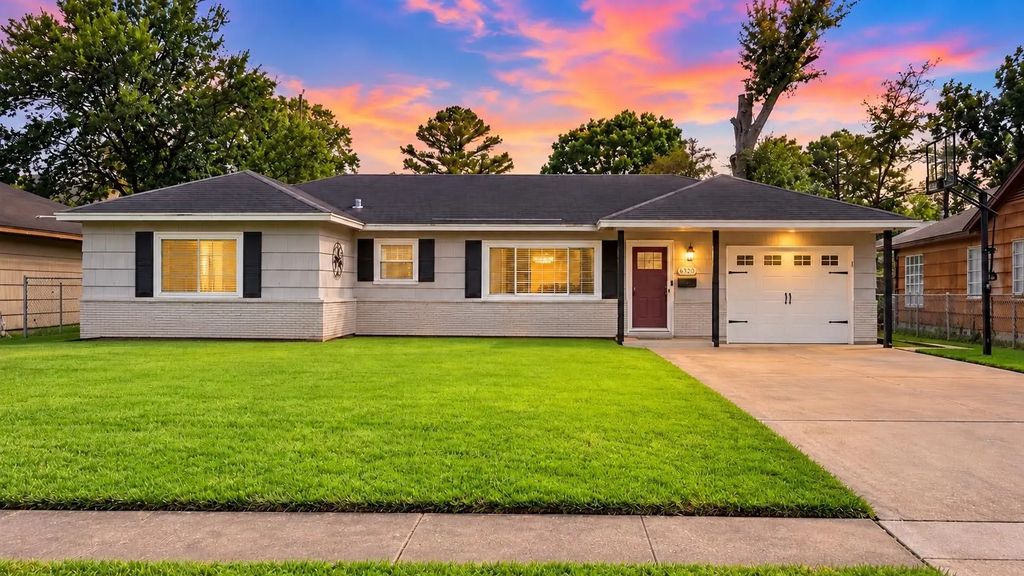 8521 Western Drive, Houston