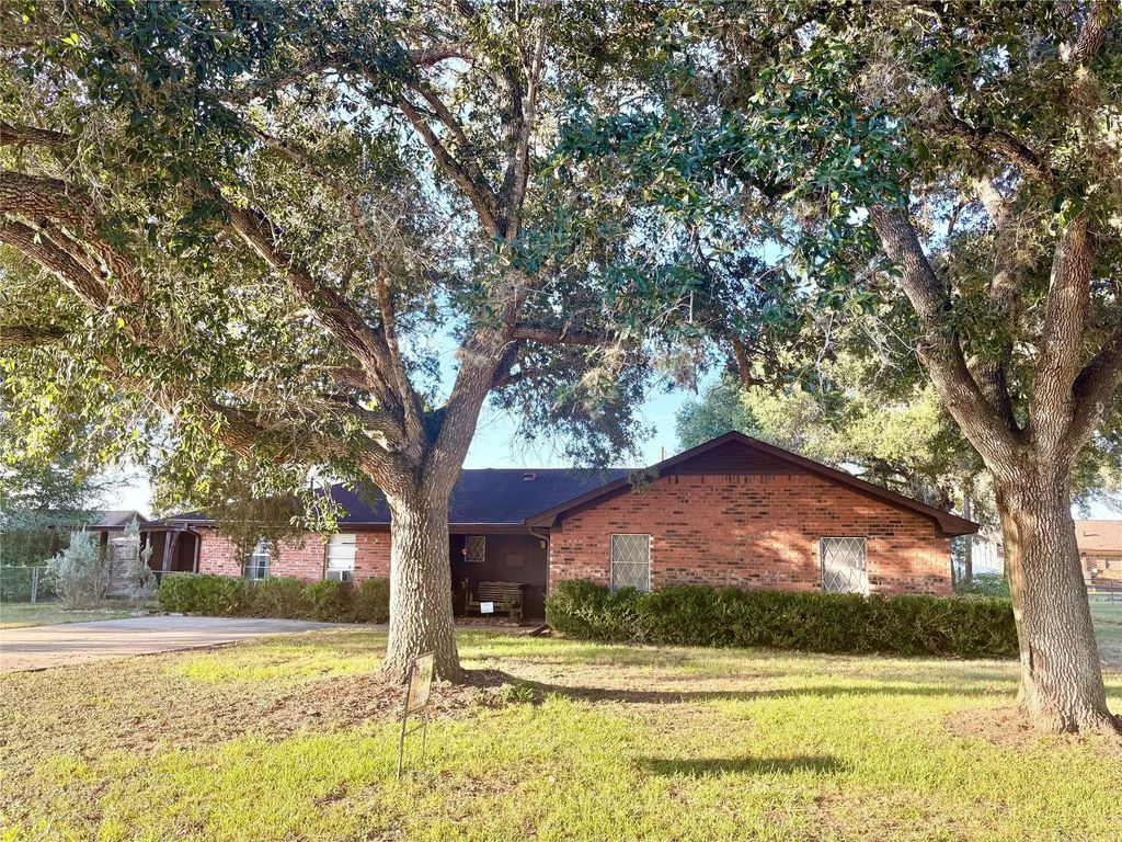 1006 Lee Road Road, Columbus