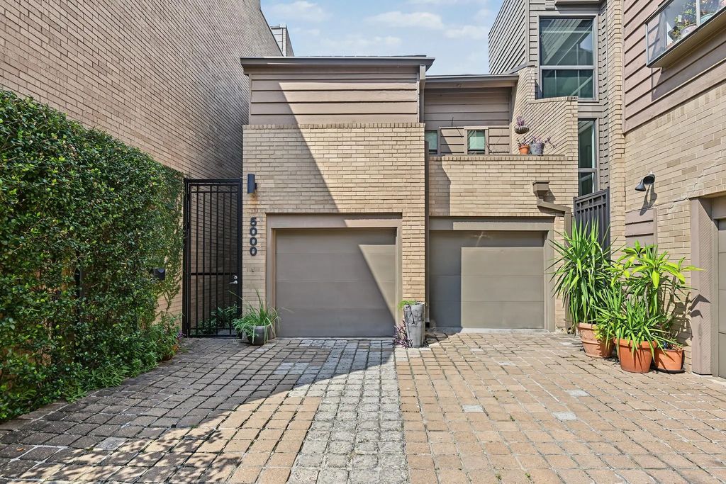 5000 Bayard Lane, Houston