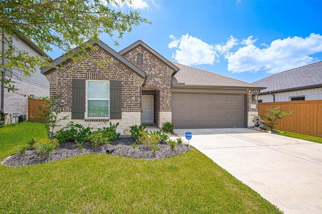 19738 Chianti Point Drive, Hockley