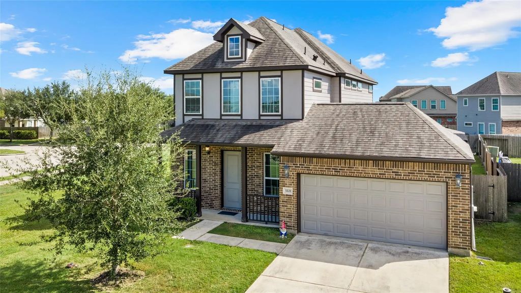 3221 Pepper Stone Court, League City