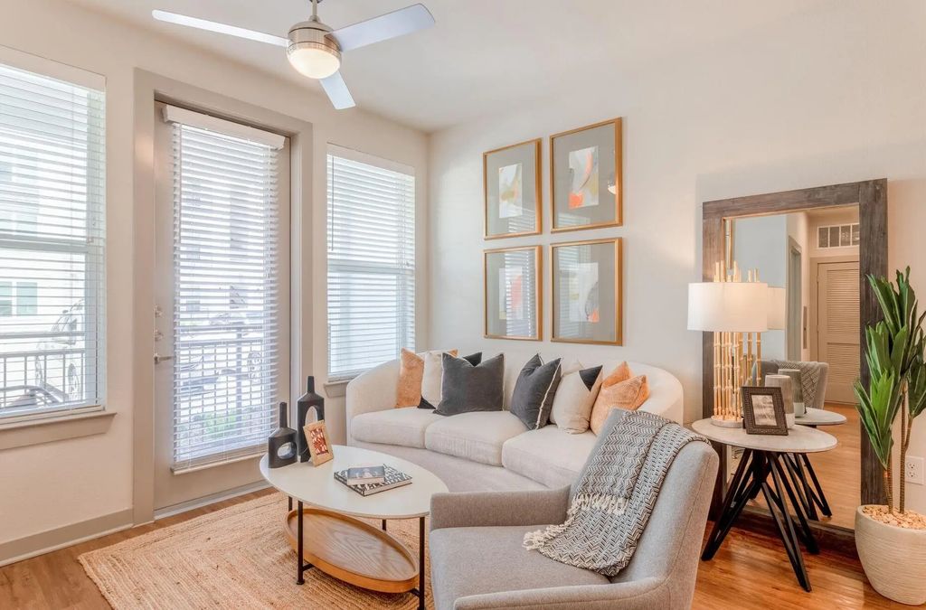 13939 Hillcroft Avenue 5306, Houston