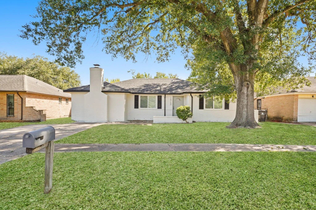 15150 Dogwood Tree Street, Houston