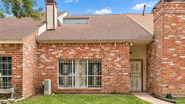 12203 Wild Pine Drive B, Houston