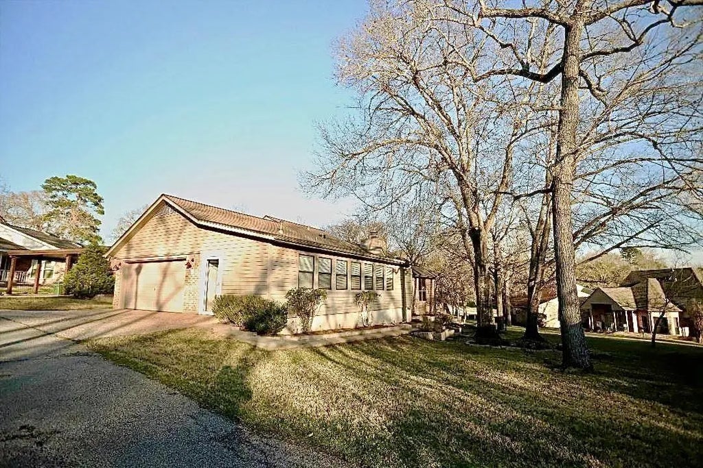 16 Golfview Manor, Huntsville