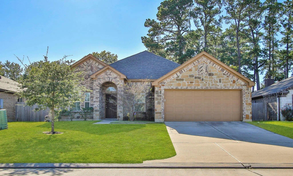 18203 Willow Edge Drive, Tomball