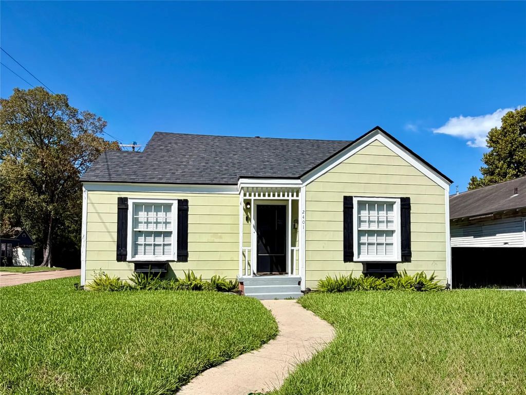 2401 Centennial Street, Liberty