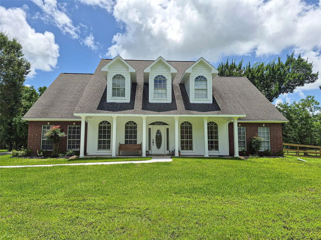 1507 County Road 878a, Sweeny