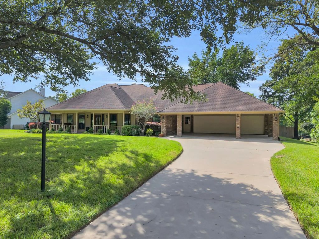 23327 Cannon Creek Trail, Tomball