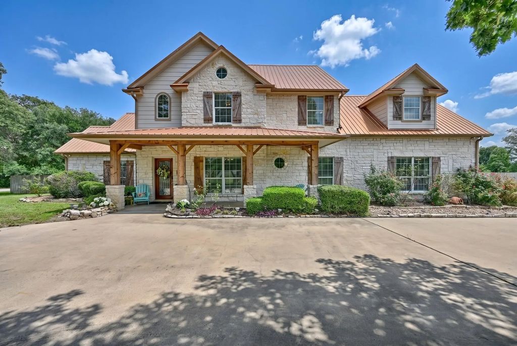 5960 N Highway 36 Highway N, Bellville
