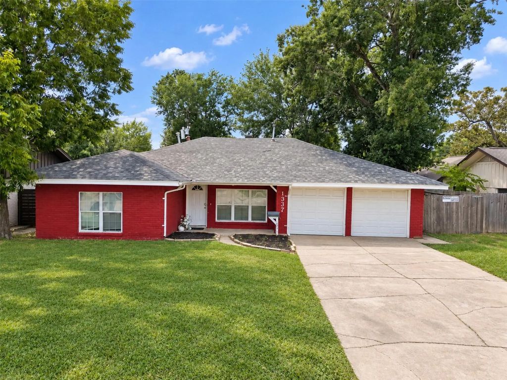 1337 Conrad Sauer Drive, Houston
