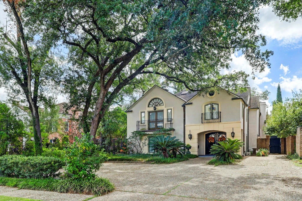 3831 Del Monte Drive, Houston