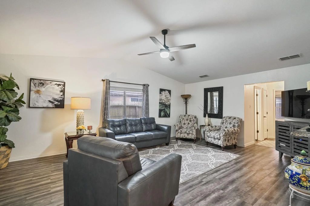 7217 Kress Circle D4, Corpus Christi