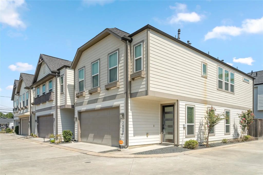 2609 Paul Quinn Street, Houston