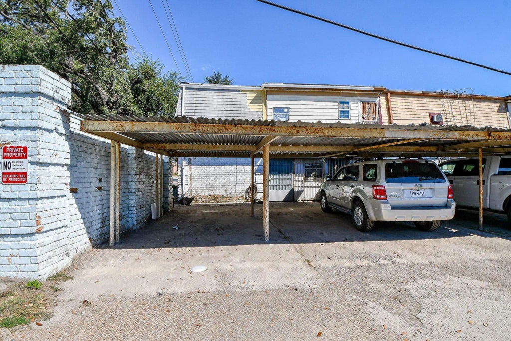 8282 Park Place Boulevard D1, Houston