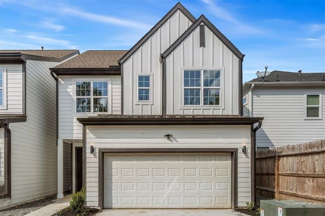 1267 Oakmont Bend Drive, Houston