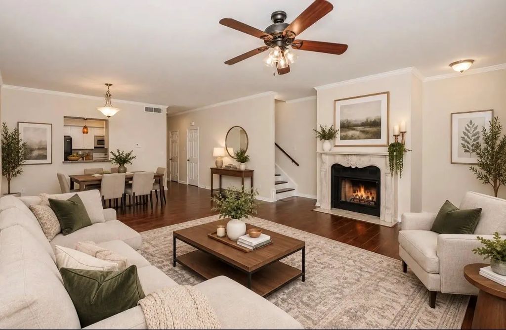 664 Wilcrest Drive 664, Houston