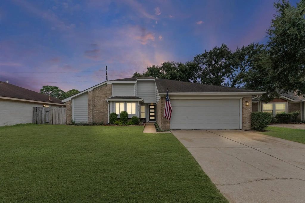 21711 Park Bend Drive, Katy