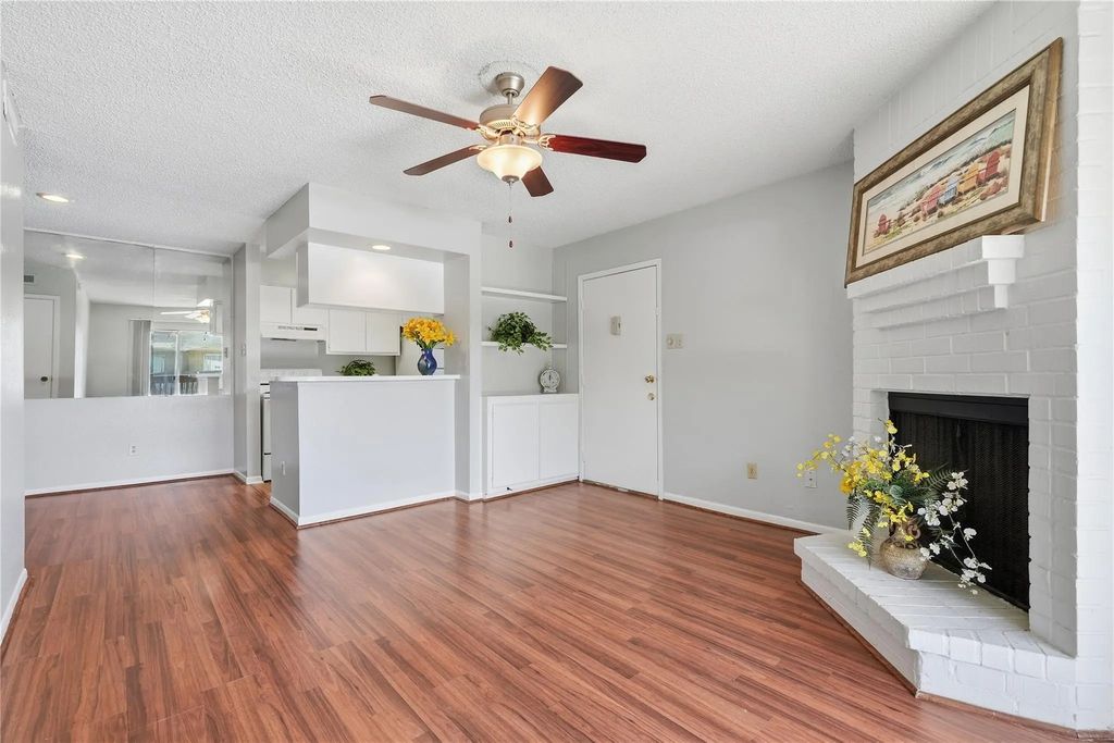 1900 Bay Area Boulevard Q 186, Houston