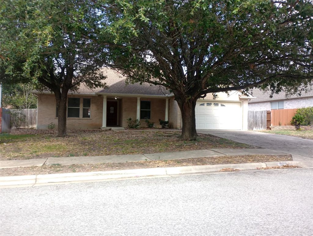 905 E Olympic Drive, Pflugerville