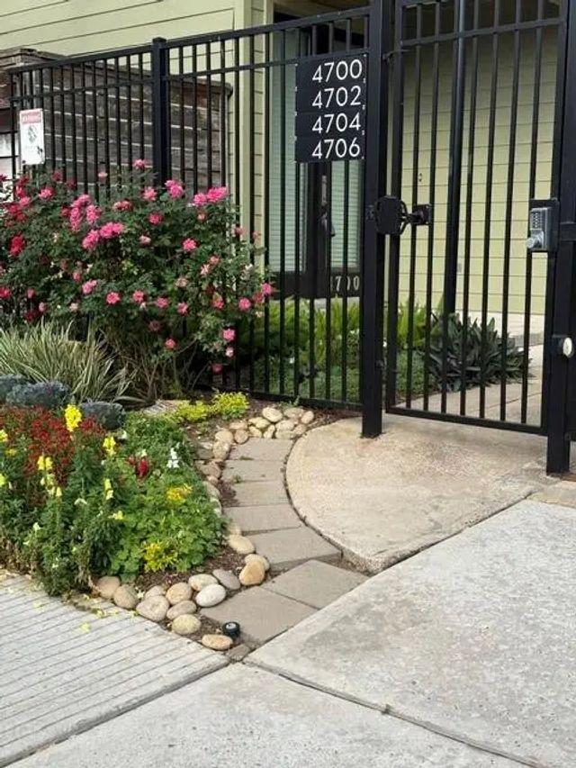 4700 Austin Street, Houston