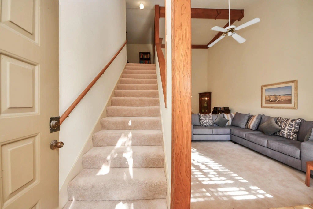 9433 Pagewood Lane, Houston