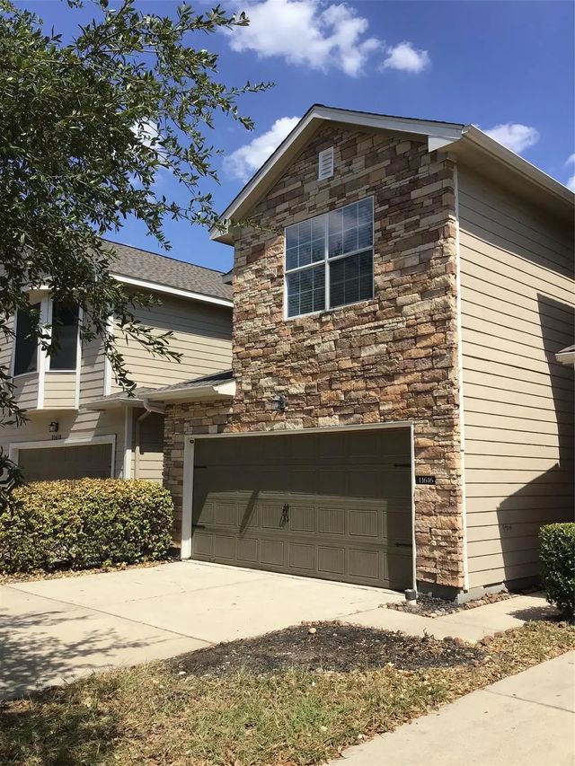 11616 Champions Green Drive, Houston