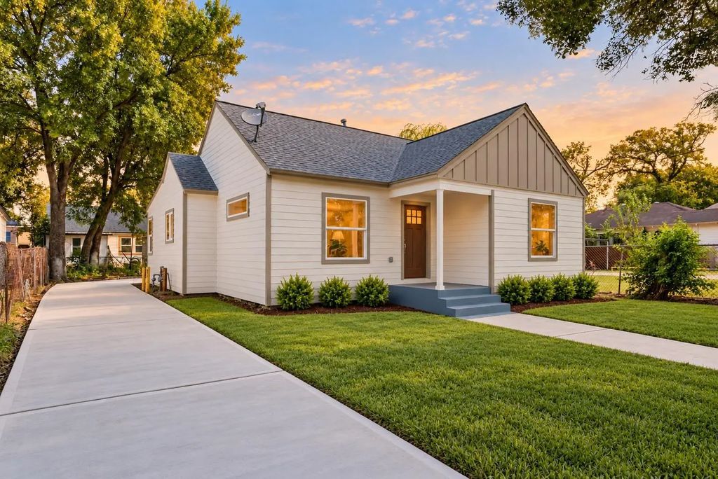 5317 Pease Street, Houston