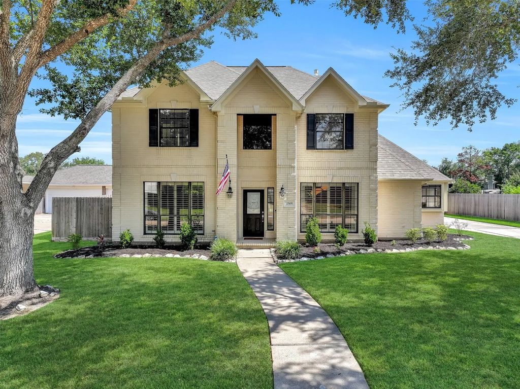 2505 Sarasota Drive, Friendswood