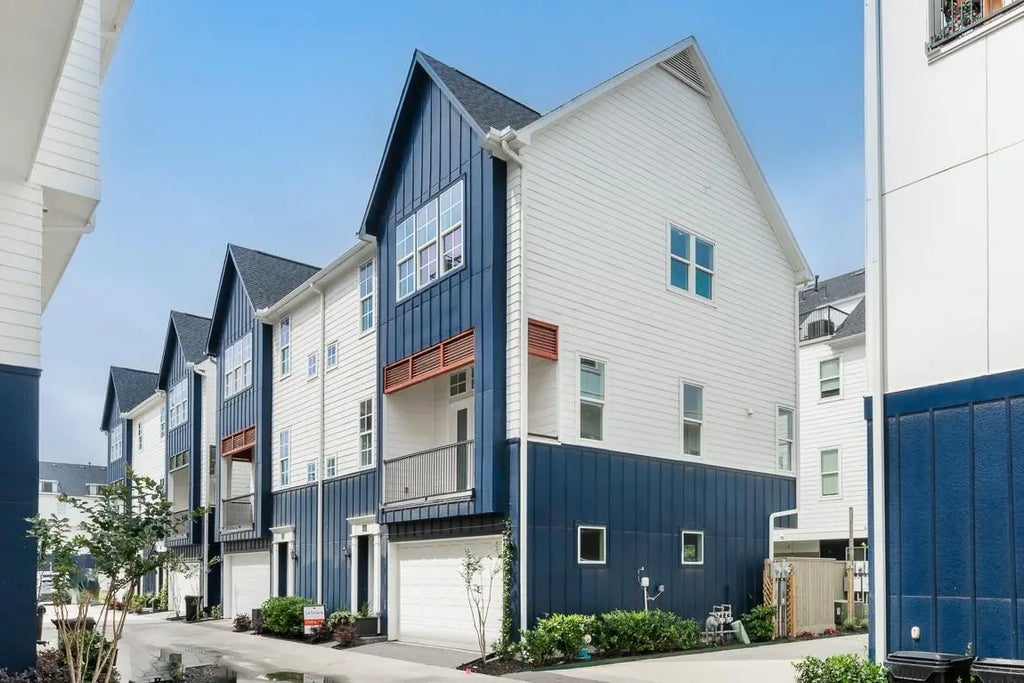 819 Bringhurst Street, Houston