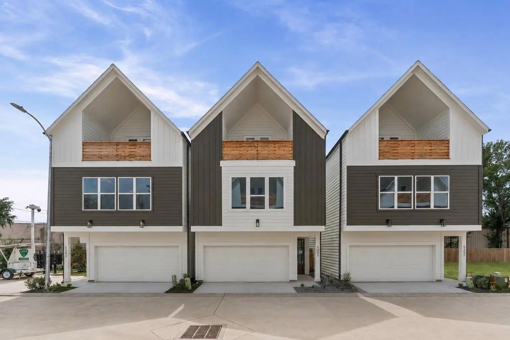 5354 Waleska, Houston