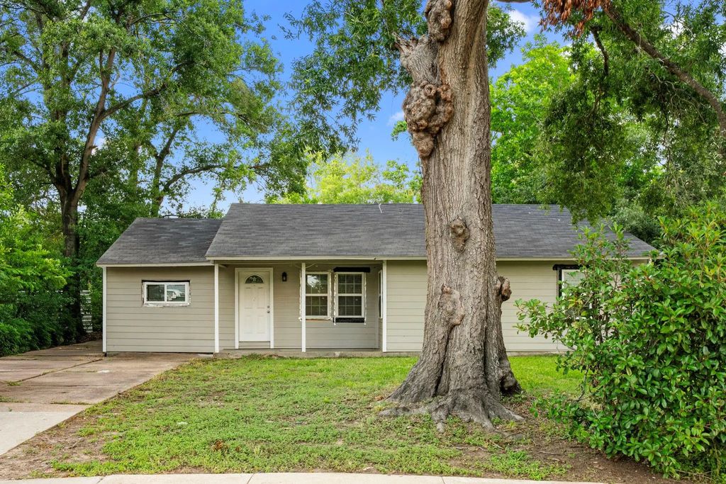 5835 Southseas Street, Houston