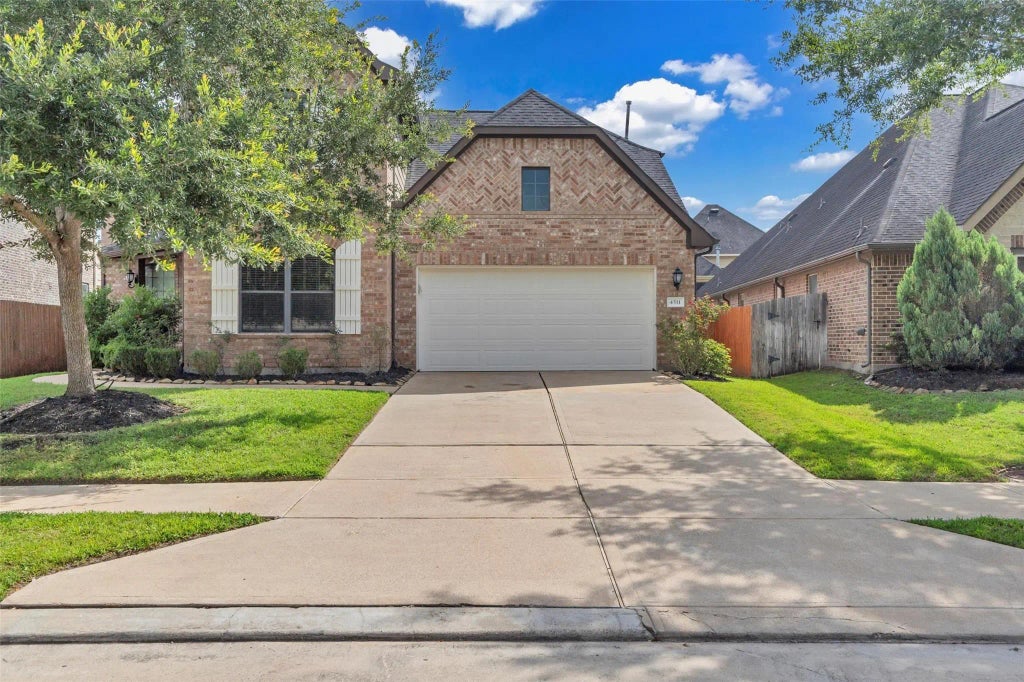 4511 Hickory Branch Lane, Sugar Land
