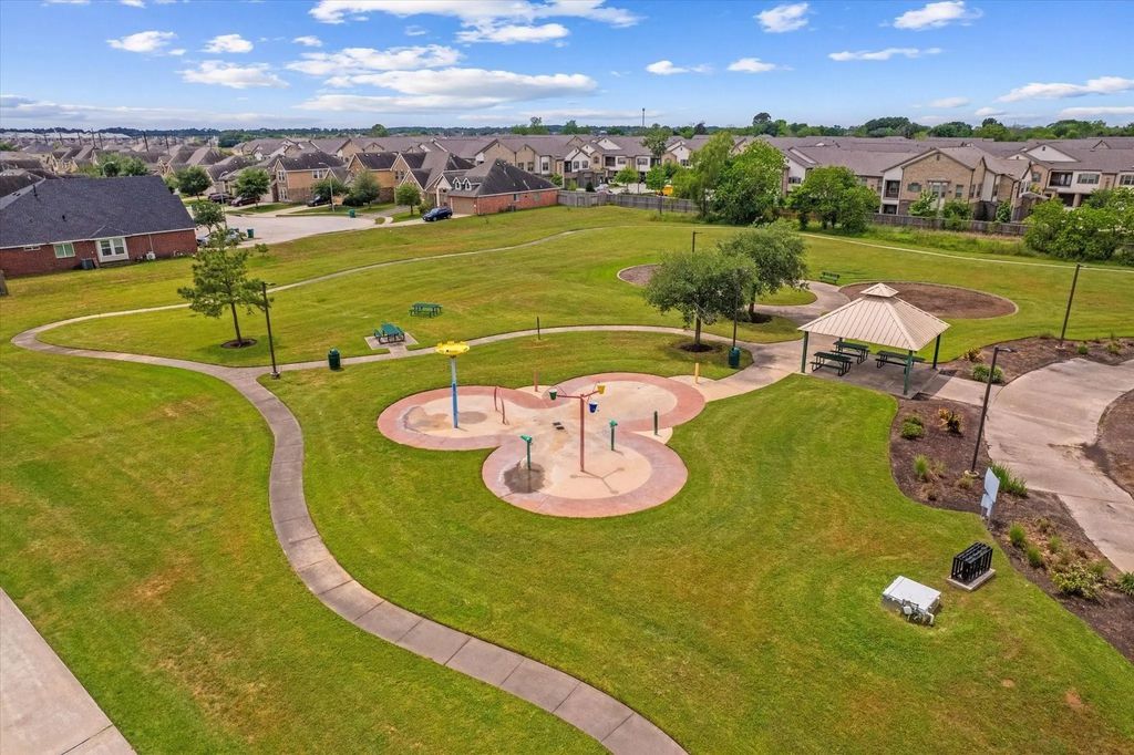3946 Mossy Place Lane, Spring