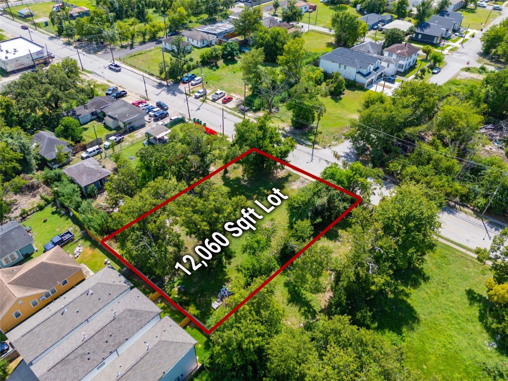 2100 Jensen Drive, Houston