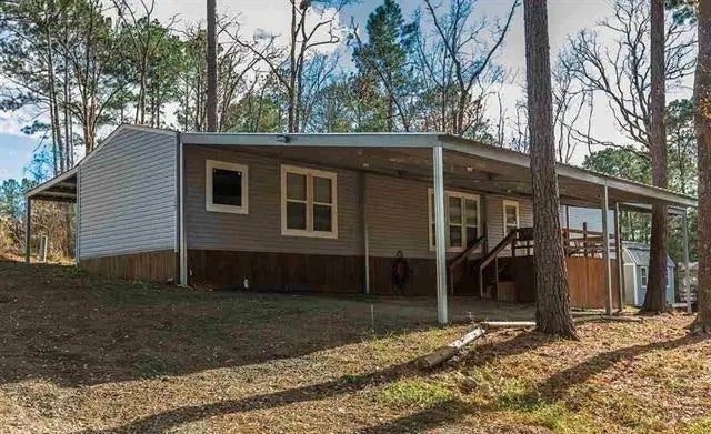 135 Bluejay Drive, Brookeland