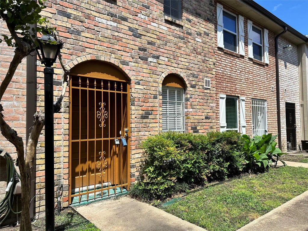 1715 Moritz Drive 12, Houston