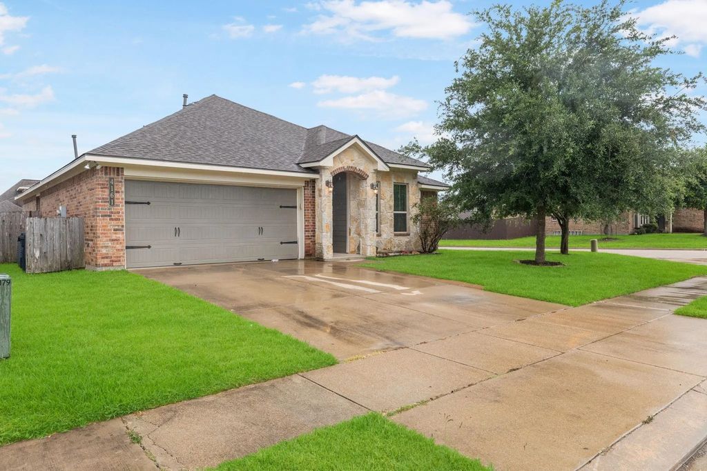 4161 Shallow Creek Loop, College Station