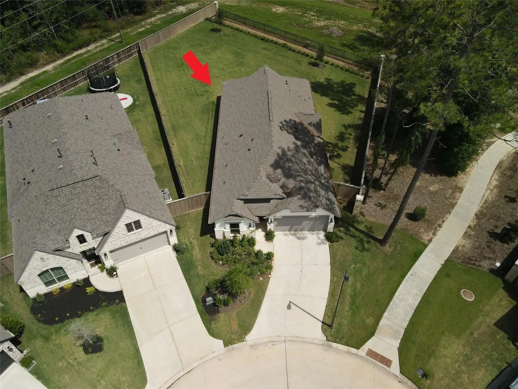 8346 Boundary Waters Drive, Porter
