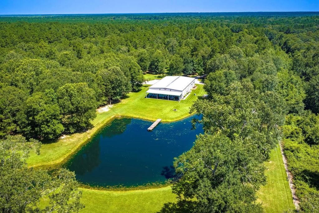 766 County Road 2125, Cleveland