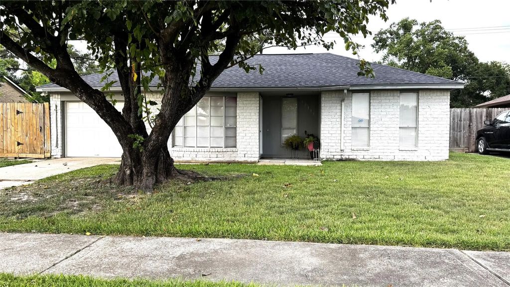 15138 Old Creek Road, Houston