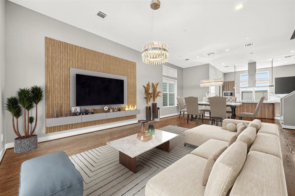 5919 E Post Oak Lane, Houston