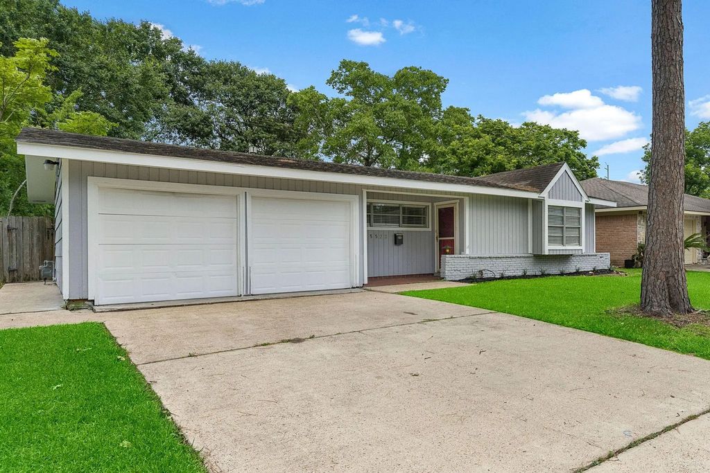 5522 Ariel Street, Houston