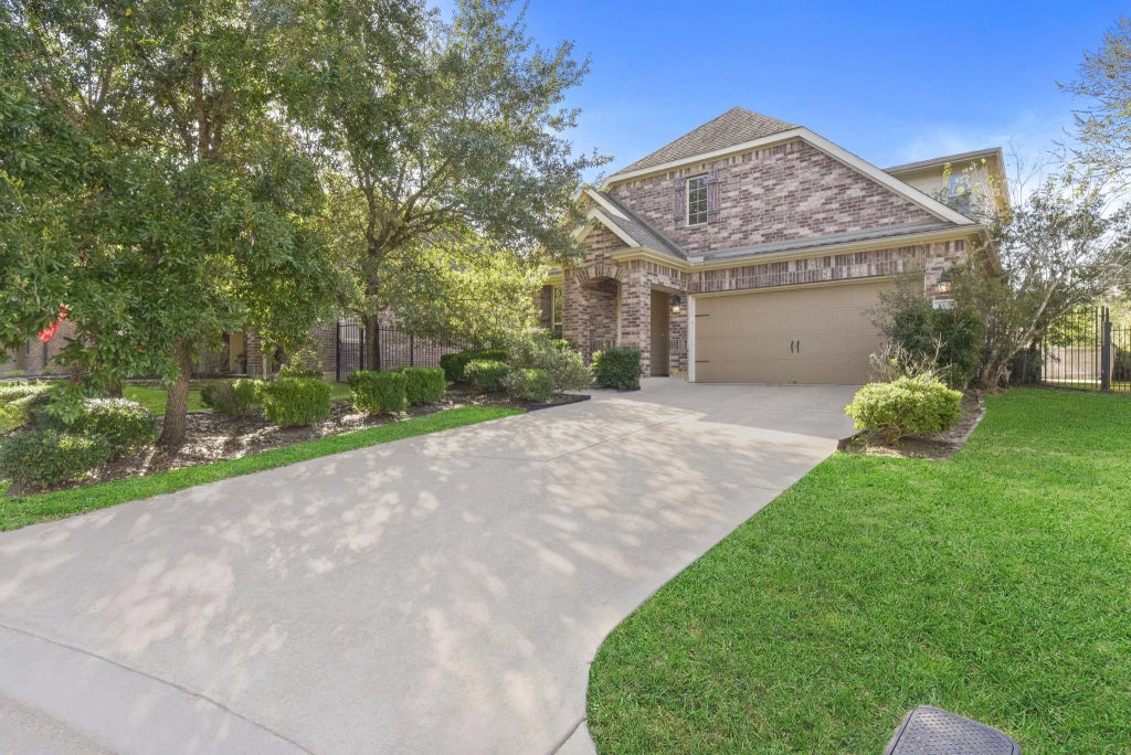 39 Butternut Grove Place, Tomball