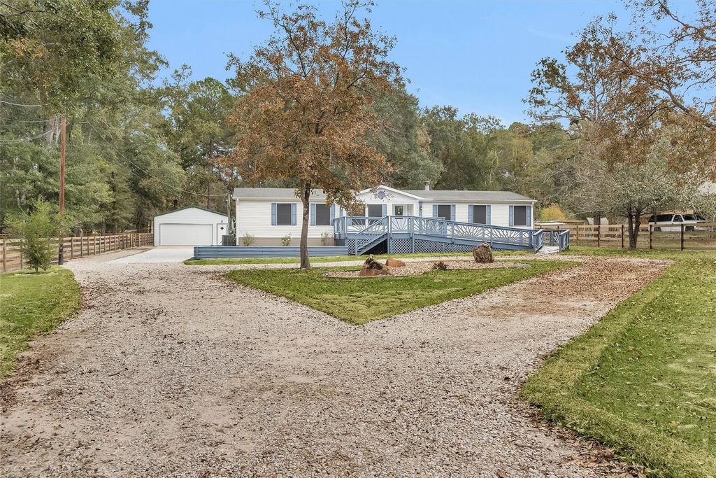 4621 Price Road, Montgomery