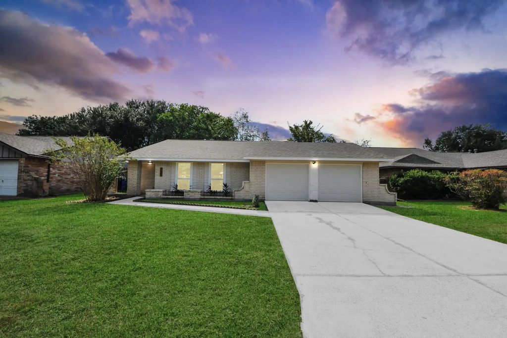 7707 Lumber Jack Drive, Houston