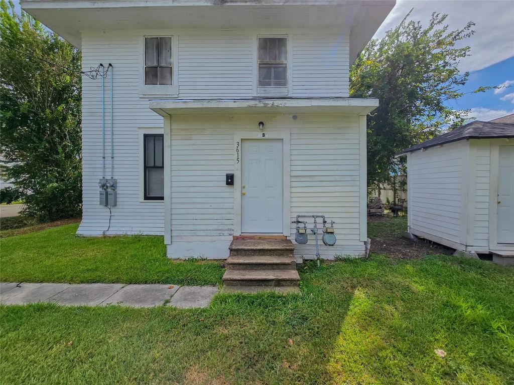 3615 Bell Street B, Houston