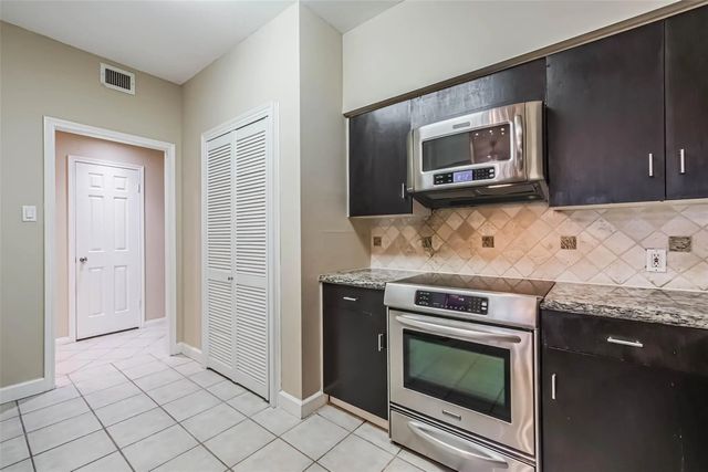 15 Greenway Plaza 5c, Houston