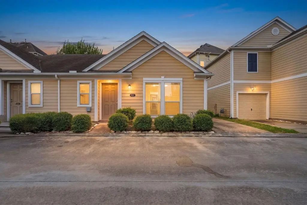 4506 Plum Creek Forest Lane, Houston